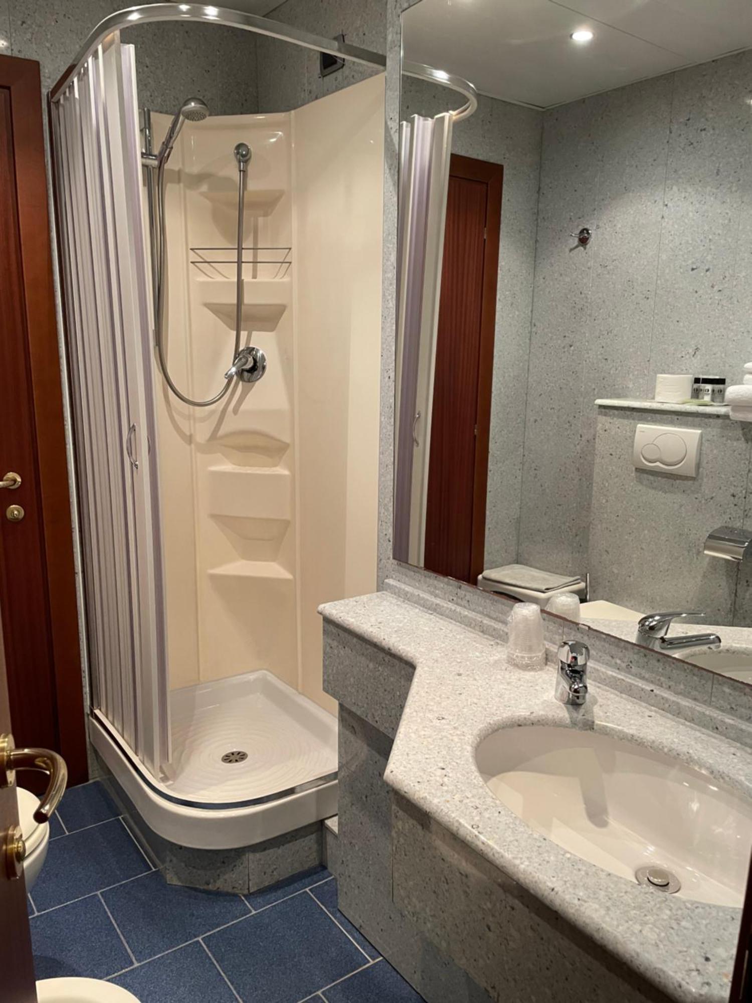 Hotel Mondial Rapallo Szoba fotó