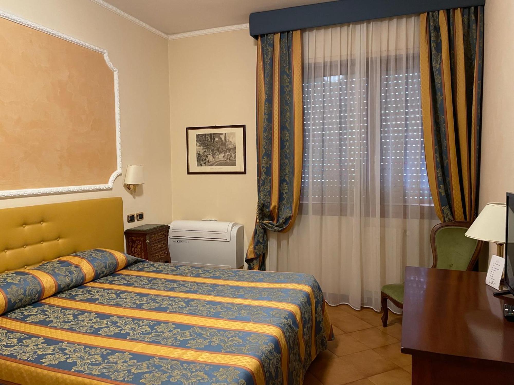 Hotel Mondial Rapallo Szoba fotó